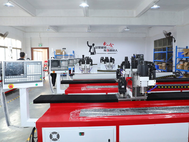 DUOMI CNC Drilling and Tapping Center