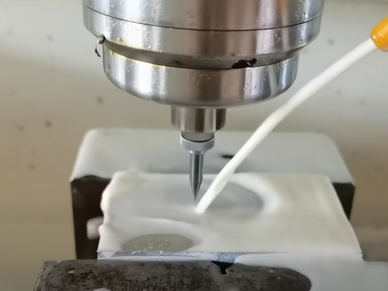 Precision aluminum alloy products Hole diameter 0.45mm hole depth 1.2mm CNC drilling processing