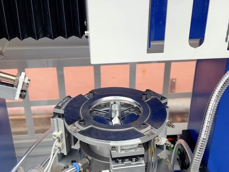 Oil Equipment Impeller Multi-Angle Drilling Four-Axis CNC Drilling Machine