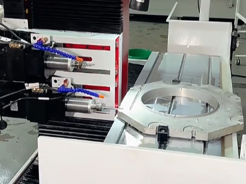 Large-Size Aluminum Sheet Metal Side Drilling and Tapping