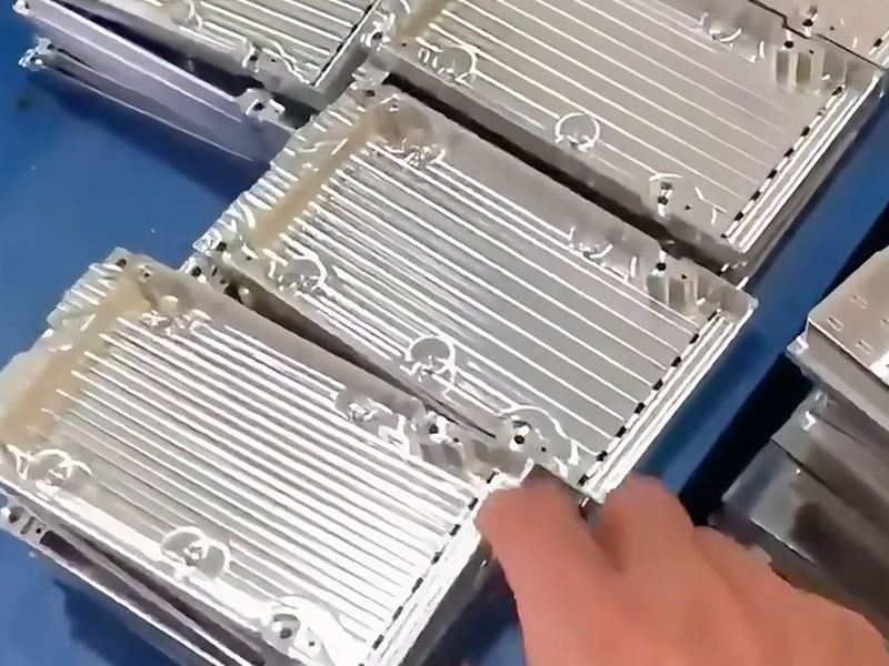 T600 compact machining center