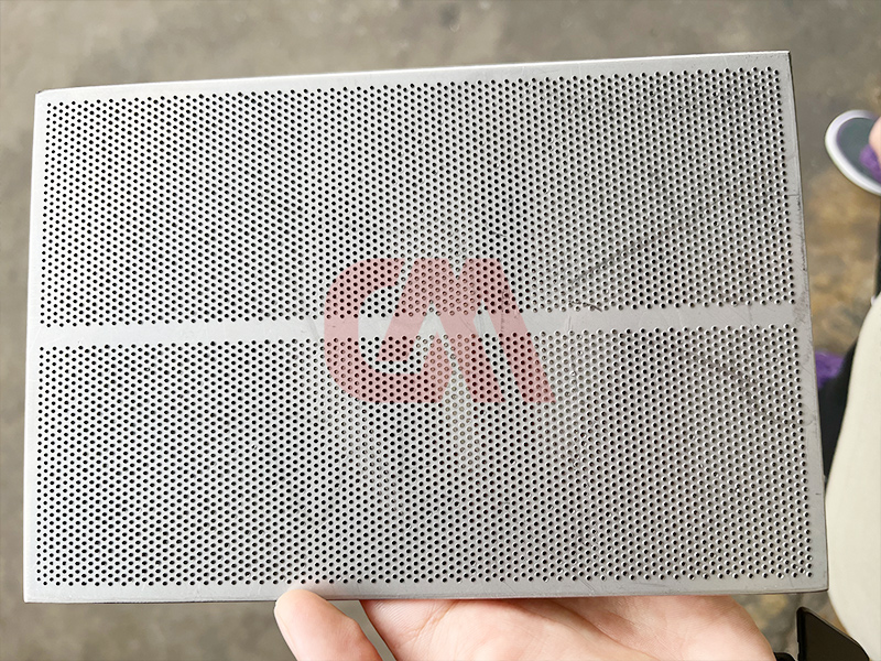 Micro Hole Drilling Machine Drilling small holes on stainless steel plates