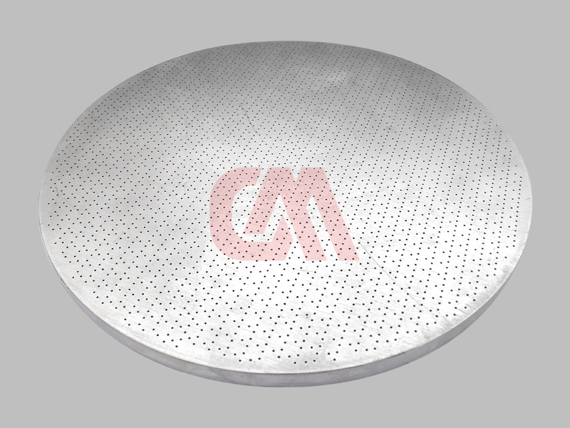Drill a 1mm hole on the aluminum disc