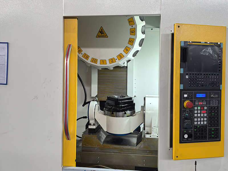 T Series 5-axis CNC machining center U200