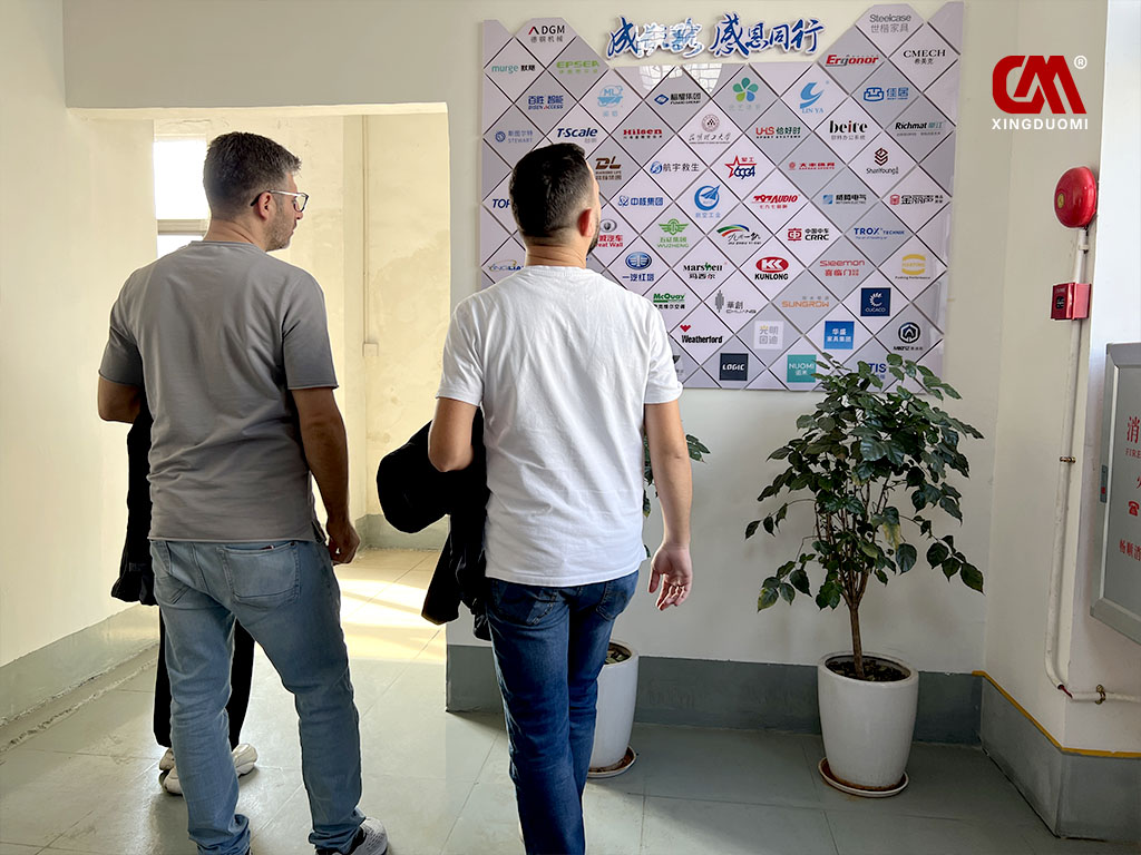 Turkish Delegation Deeply Inspects DUOMI's CNC Drilling–Tapping Solutions.jpg