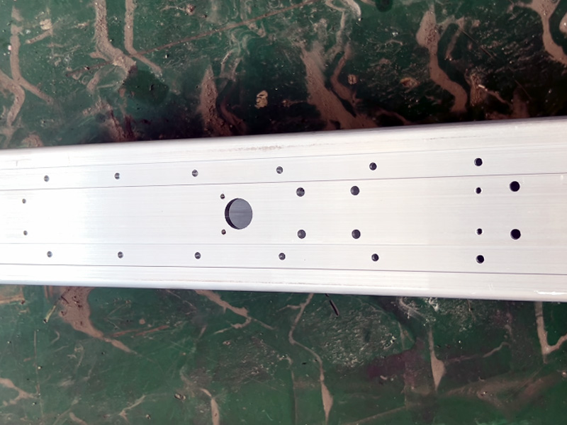 Dual-Spindle Vertical CNC Drilling Machine with Automatic Tool Changer for Aluminum Profile Machining