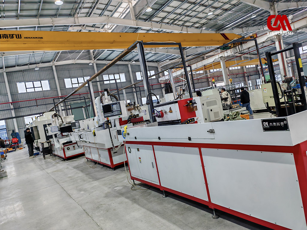 DUOMI CNC Machine Advantages and Industry Applications