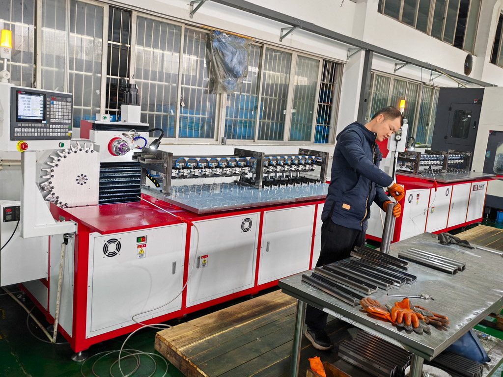 Shipment Log of 4-Meter Horizontal CNC Drilling and Tapping Machine